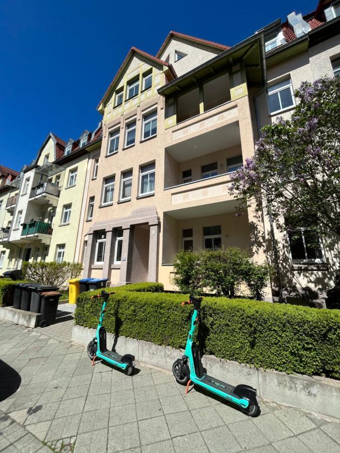 Kleines Apartment In Bahnhofsnaehe Erfurt Exterior photo